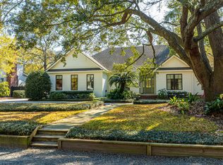 302 Isaw Dr, Mount Pleasant, SC 29464