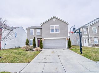 9542 W Lantern Ln, Pendleton, IN 46064