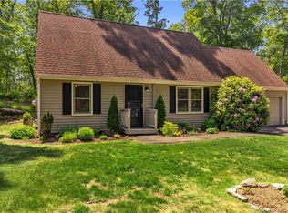 7 Copper Ridge Cir #7, Guilford, CT 06437