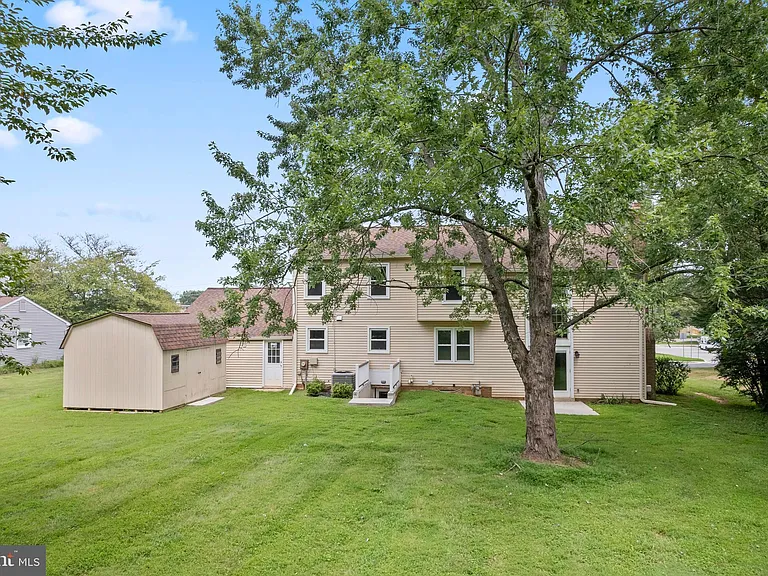 17004 Cashell Rd — Photo 67