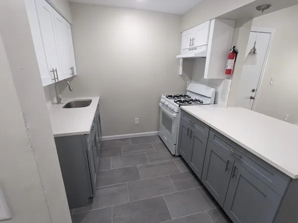 159-161 E Fort Lee Rd #1B, Teaneck, NJ 07666