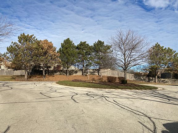 4th image of 8297 Sweetwater Ct Unit 4