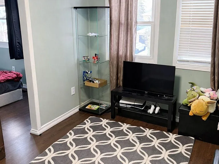 112 Fernbank Pl — Photo 5
