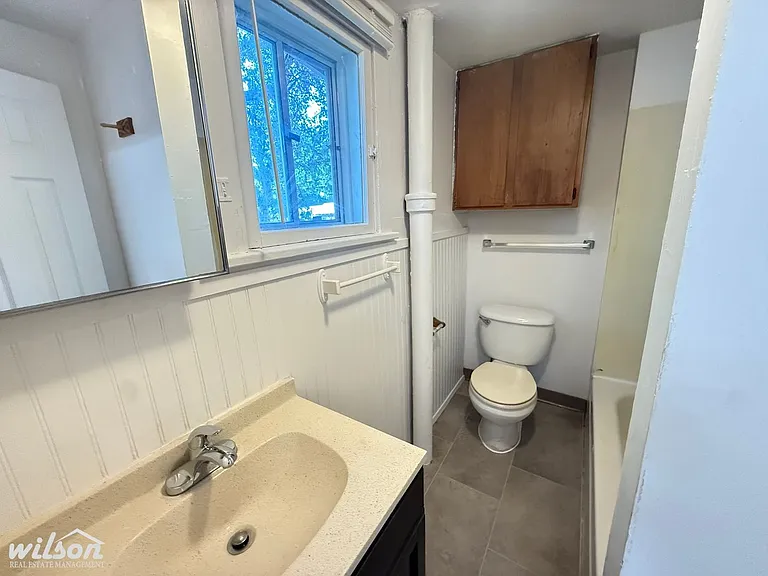 912 S 10th Ave — Photo 12