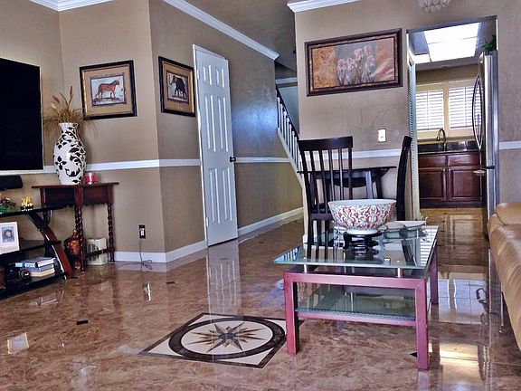 3rd image of 131 Briarwood Ln #123