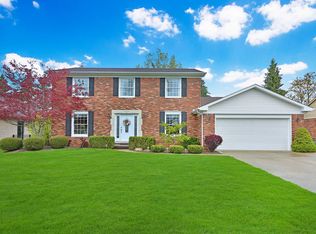 37644 Mallory Dr, Livonia, MI