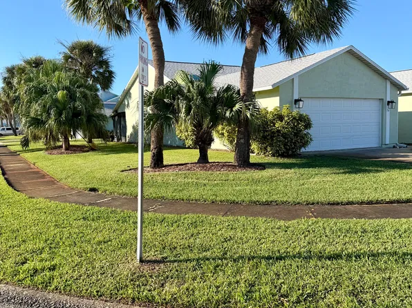 74 Anchor Dr, Indian Harbour Beach, FL 32937