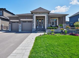 107 Ascari Rd, Ottawa, ON K4M 0M7