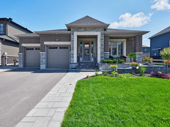 107 Ascari Rd, Ottawa, ON K4M 0M7