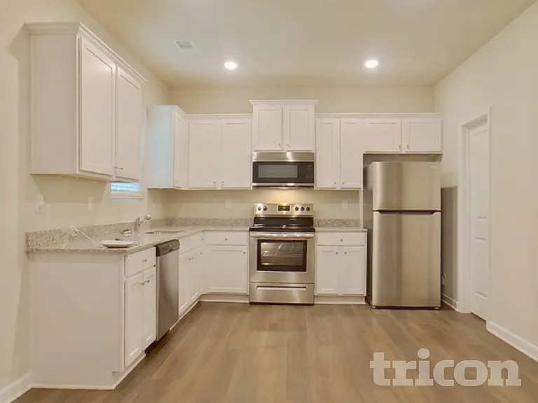 114 Highland Dr — Photo 6