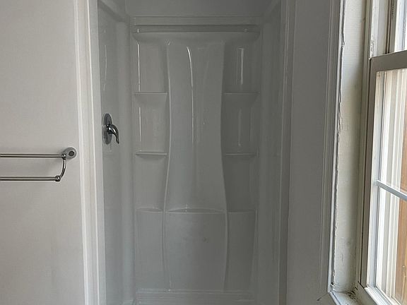 2nd image of 2468 W 5th St Unit 1