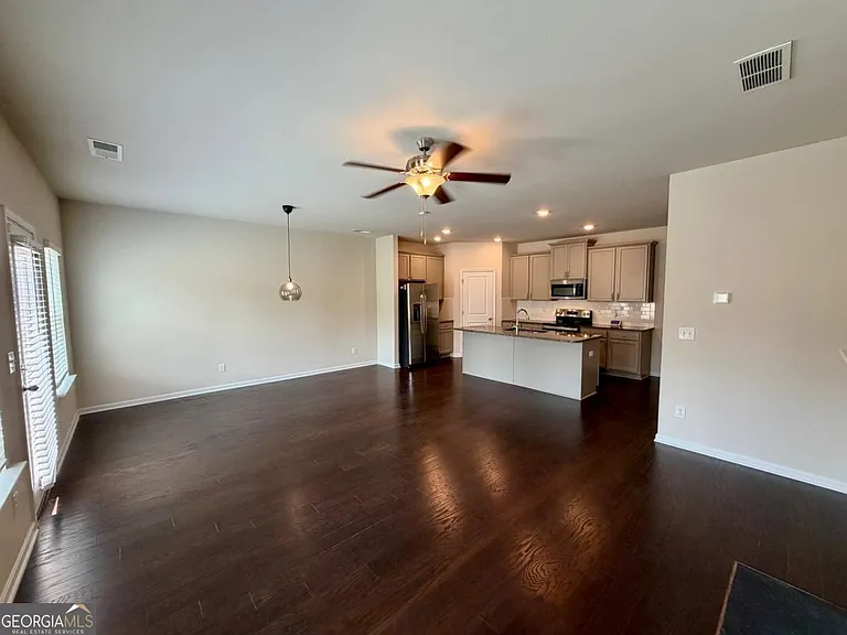 7091 Gladstone Cir — Photo 7