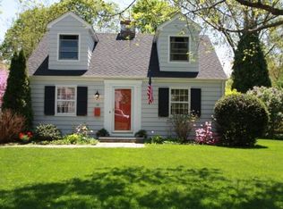 39 Green Acres Ln, Fairfield, CT 06824