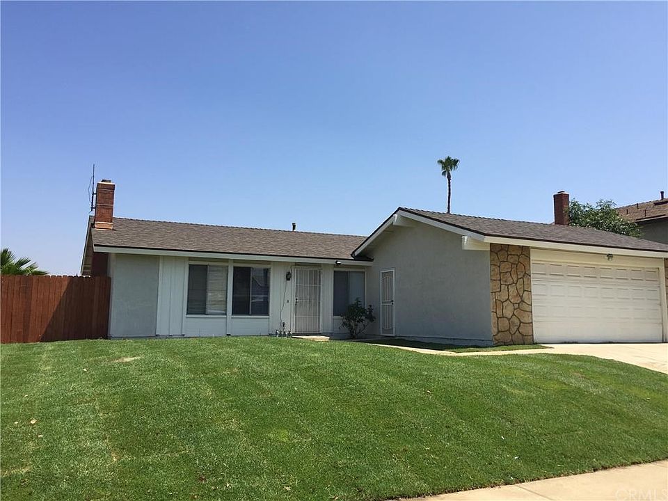 1st image of 23568 Bay Ave
