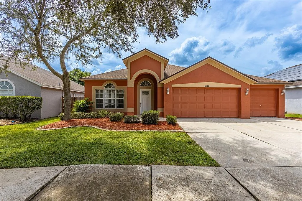 3 bed, 2.0 bath, 1550 sqft, $2,600 — Photo 1