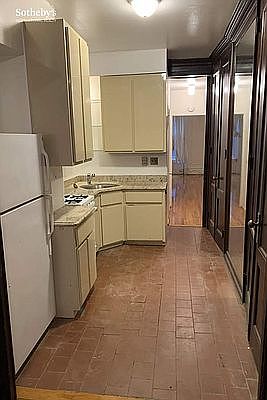 3rd image of 338 W 89th St #2F