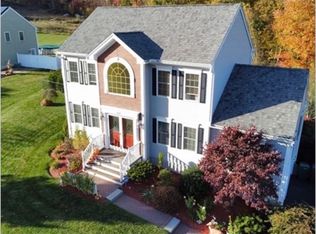 204 Roosevelt St, Fitchburg, MA 01420