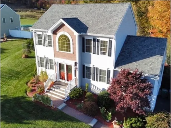 204 Roosevelt St, Fitchburg, MA 01420