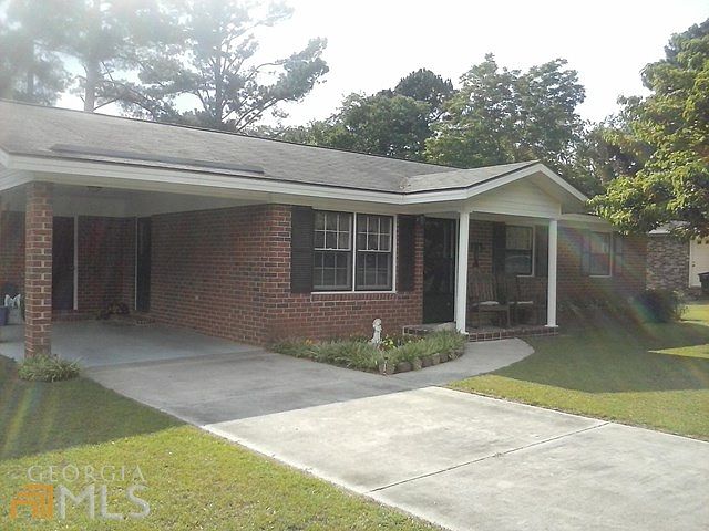 1st image of 110 Wilton Dr