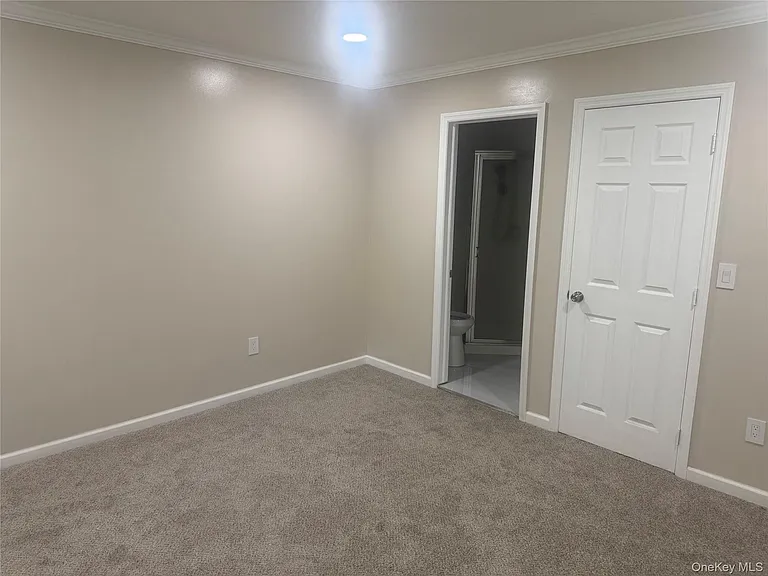 106 Pelhamdale Ave — Photo 4