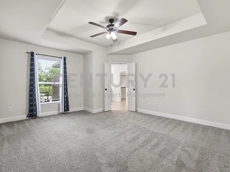 5013 Diamond Dr — Photo 23