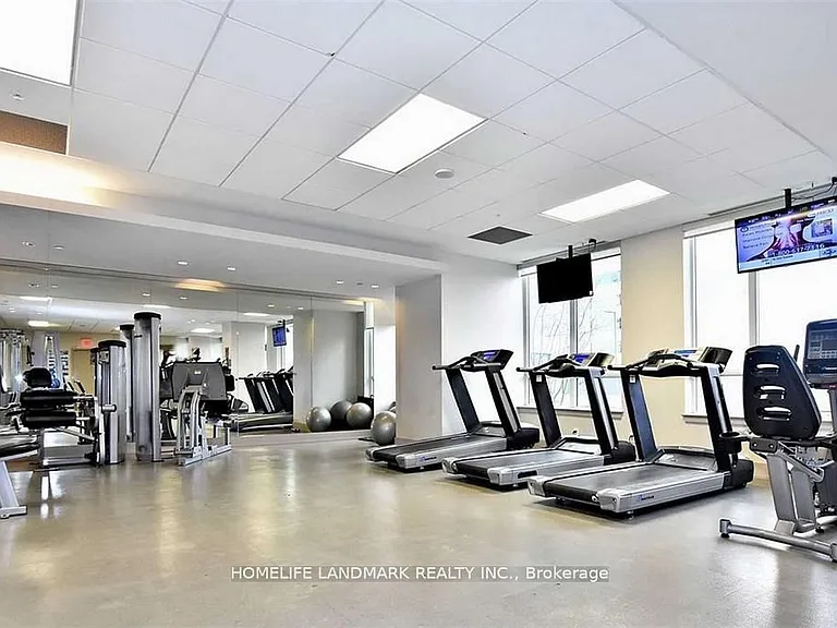 7171 Yonge St #2701 — Photo 11