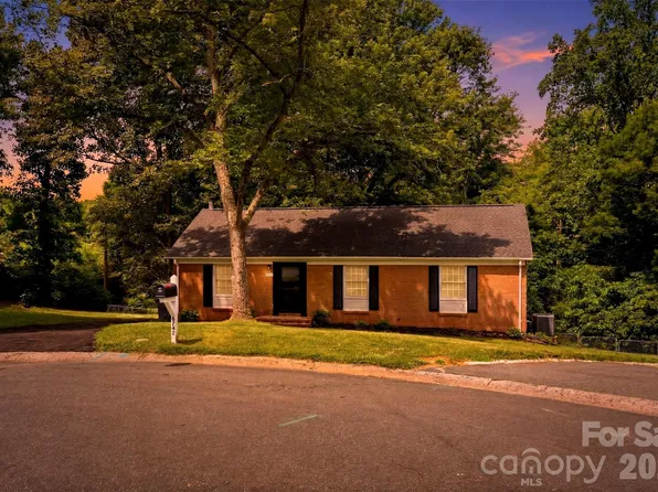 6742 Wild Turkey Ln, Charlotte, NC 28214