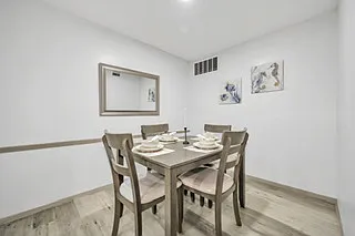 5646 Gaston Ave #117 — Photo 5