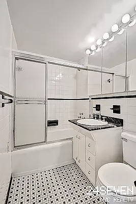 Rented by Brooklyn Heights Real Estate Inc | media 23