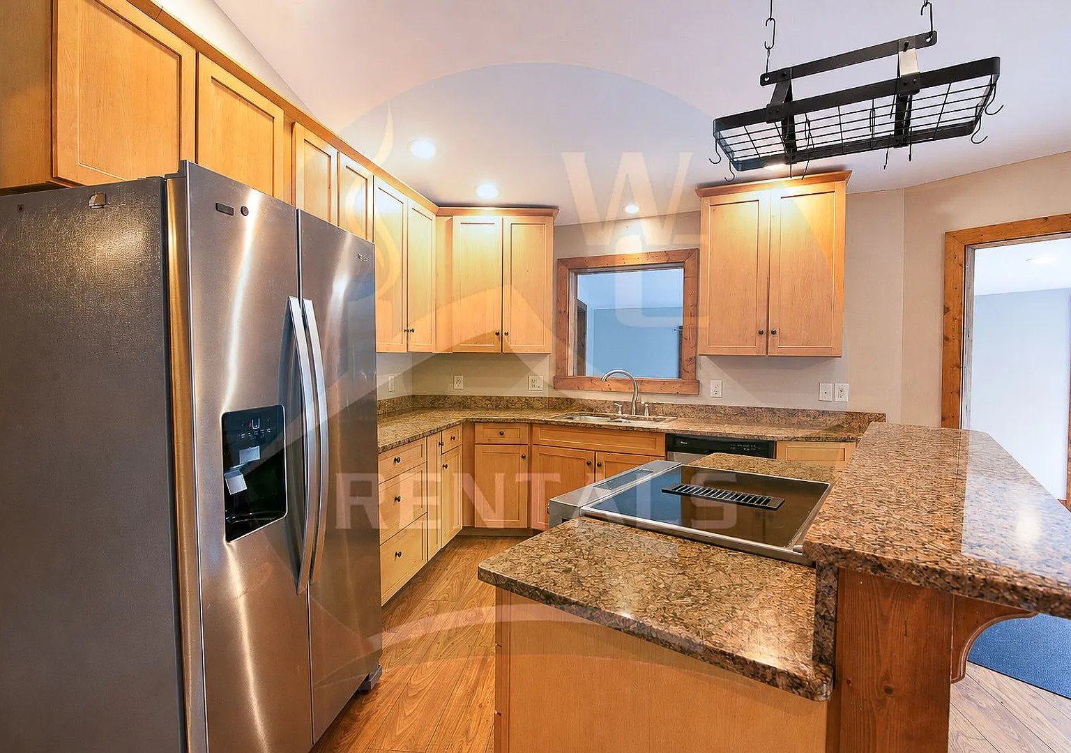 Your Own Mountain Retreat! Amazing 2 bedroom duplex home in Whittier in the Iris Cove Community — Photo 3