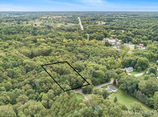5176 Hartwell Ave NE, Rockford, MI 49341