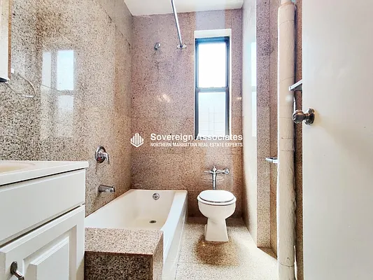 Rented by Sovereign Associates | media 3