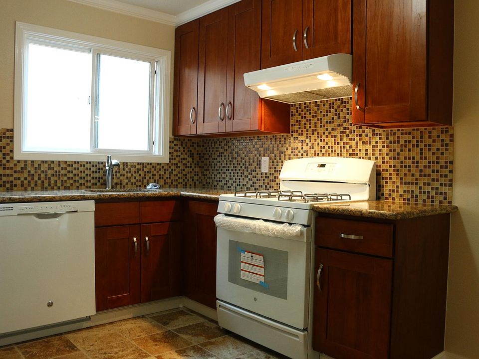 1st image of 1305 18th St #2
