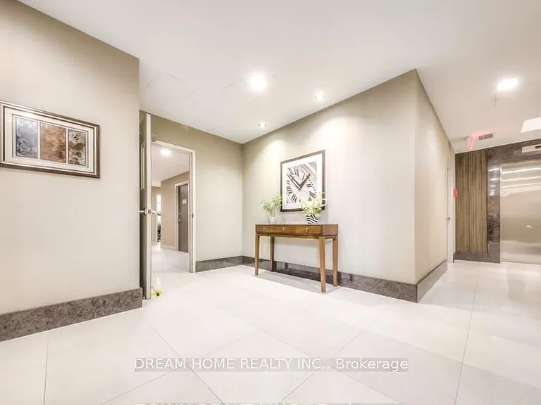 21 Grand Magazine St #420 — Photo 4