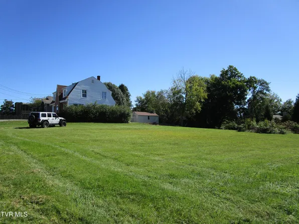 305 Arnold Rd, Bristol, TN 37620
