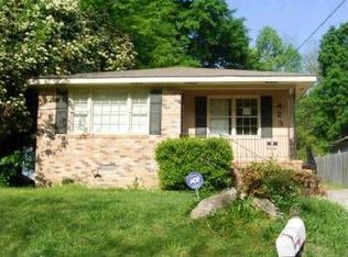 423 Edwards Dr NE, Marietta, GA 30060