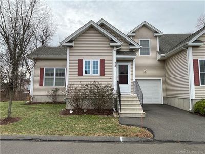 28 County Walk Lane #28, East Haven, CT, 06512