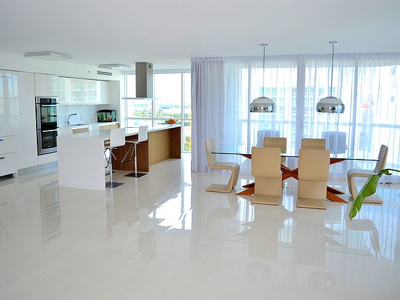 2nd image of 16400 Collins Ave APT 1941