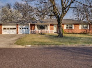 200 Longfellow Ln, Columbia, MO 65203