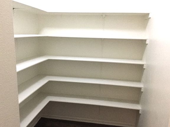 3rd image of 15619 Legend Springs Dr
