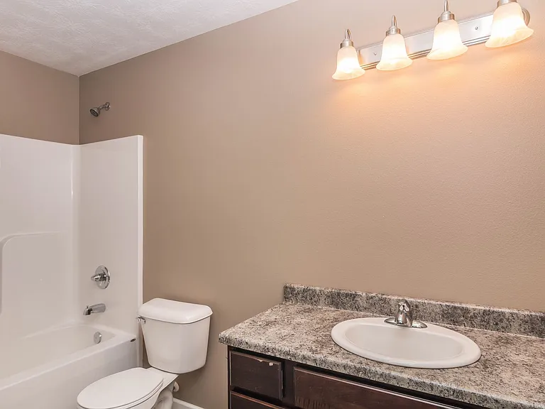 406 W Barker Pl — Photo 12