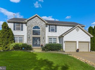 7 Washington Way, Woolwich Township, NJ 08085