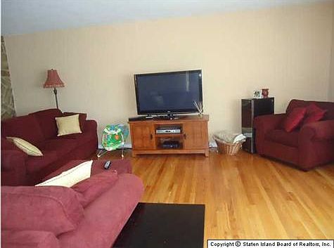 2nd image of 263 Sanilac St