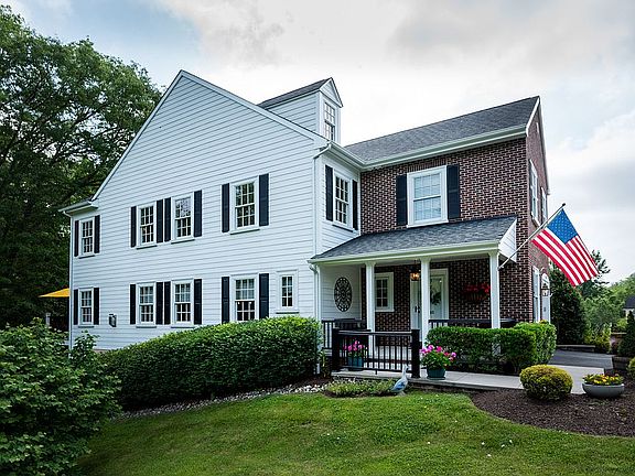 4th image of 205 Phillips Mill Ln