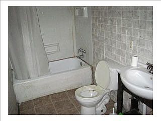 4th image of 7280 North St