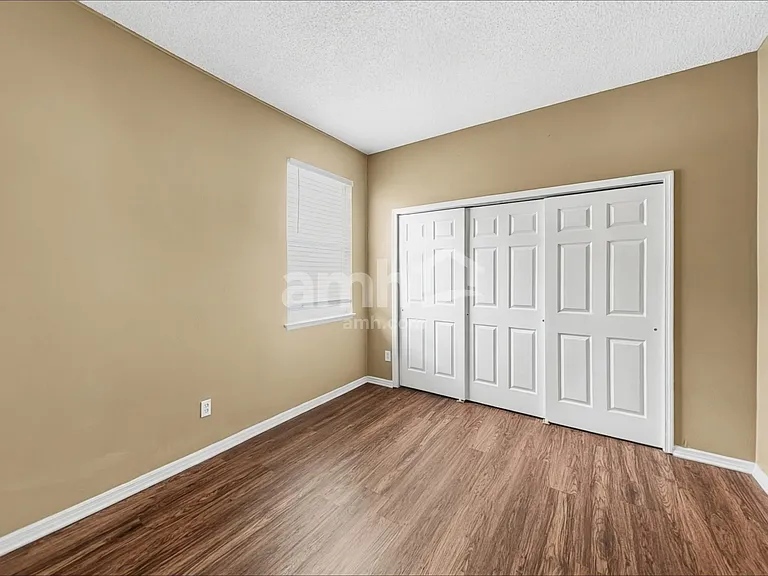 922 Lake Biscayne Way — Photo 11