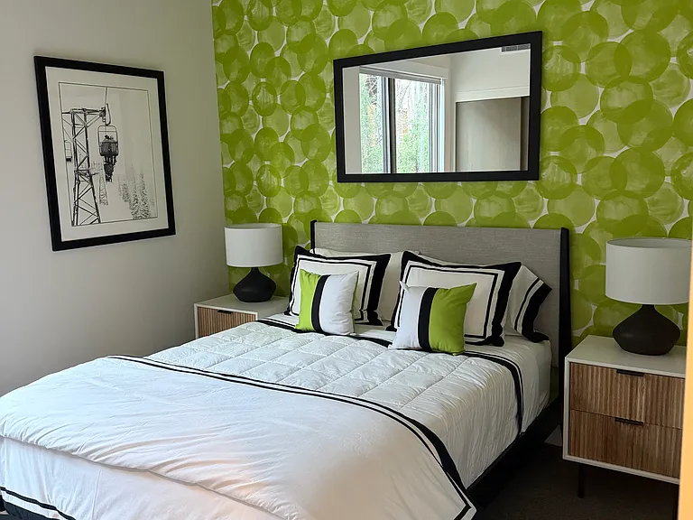 1st of 2 Guest bedrooms (queen bed).