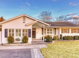 169 Belleview Ave, Center Moriches, NY 11934