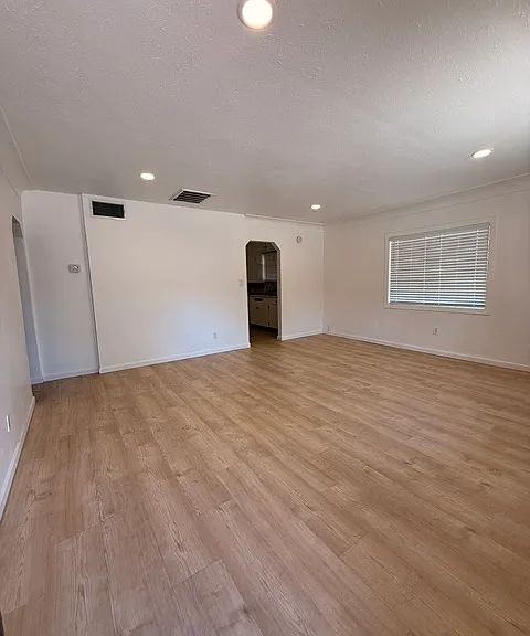1150 N Magnolia Ave #1 — Photo 3