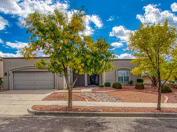 3rd image of 6916 Desert Canyon Dr